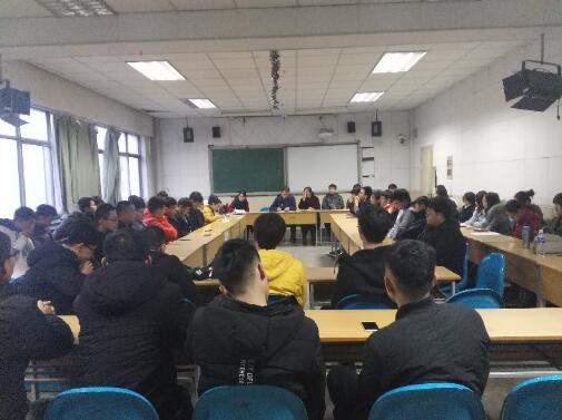 石家莊鐵路職業(yè)技術(shù)學(xué)院電氣工程系師生座談