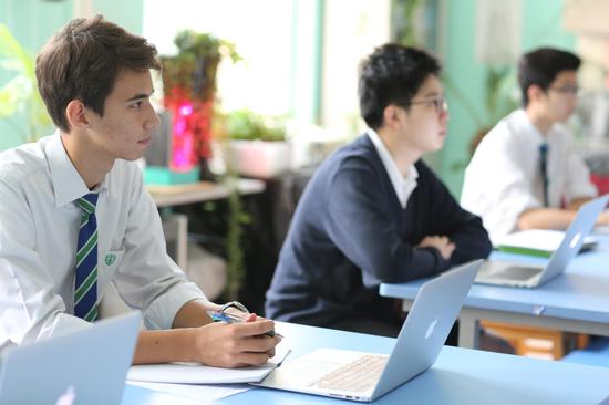 世青國際學校學生照片