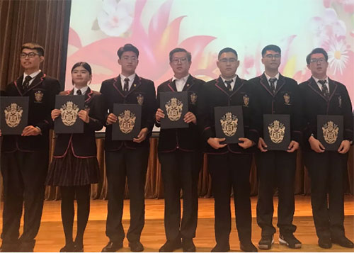 天津黑利伯瑞國際學校2018屆高中畢業典禮溫馨舉行!