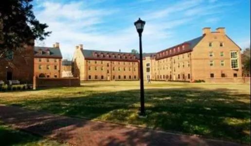 讀國際高中怎么能不了解美國知名公立大學(xué)錄取趨勢(shì)?