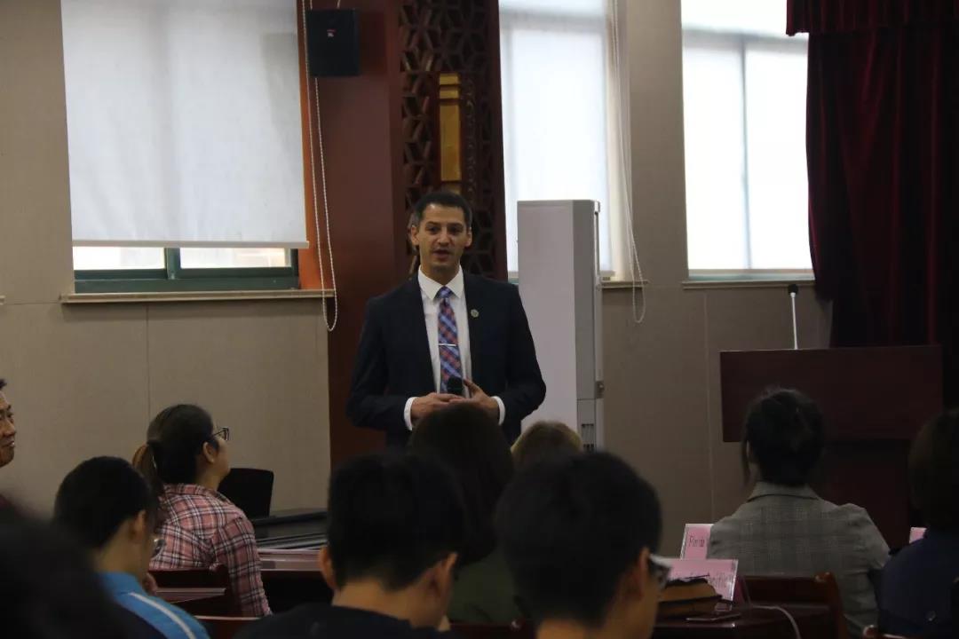 美國八所名校招生官到訪中育貝拉國際高中梅村校區