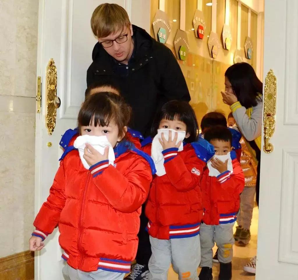 AMC澳大利亞數學競賽中國區最高獎花落愛迪