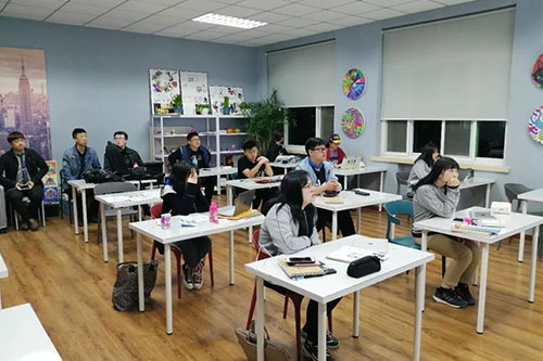 清華志清國際部藝術課程怎樣?藝術大師課開始啦!