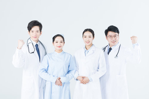 報(bào)考護(hù)理專業(yè)的男生增多 存在感強(qiáng) 就業(yè)率高 收入好