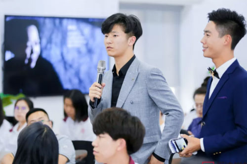 北京愛迪學(xué)校