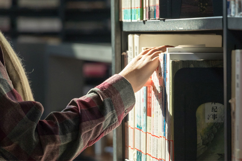 選擇國際學校還是美國高中