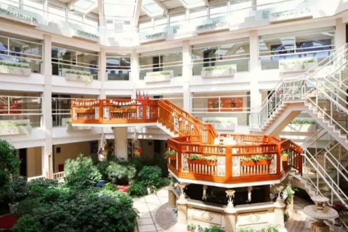 北京明誠外國語學校