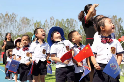 北京明誠外國語學校