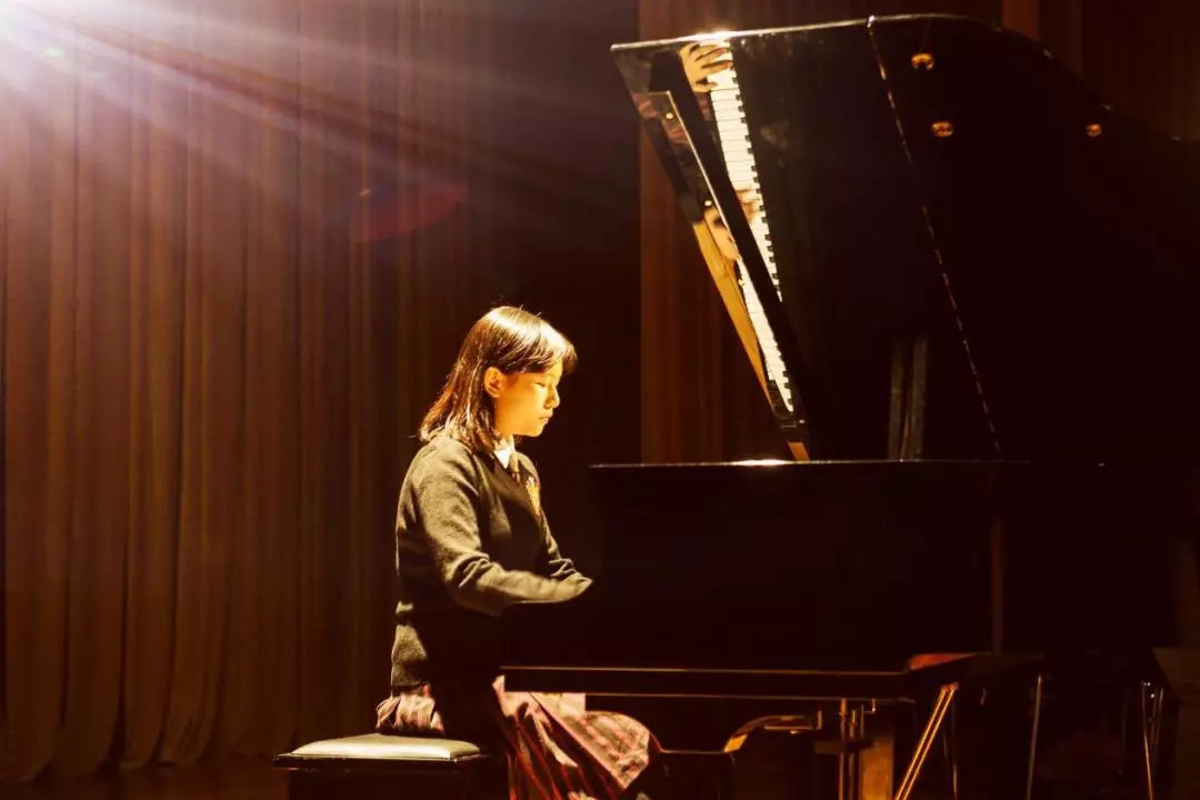 天津黑利伯瑞學(xué)校