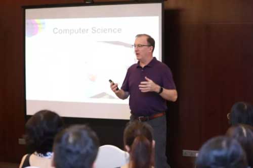 北京明誠外國語學校