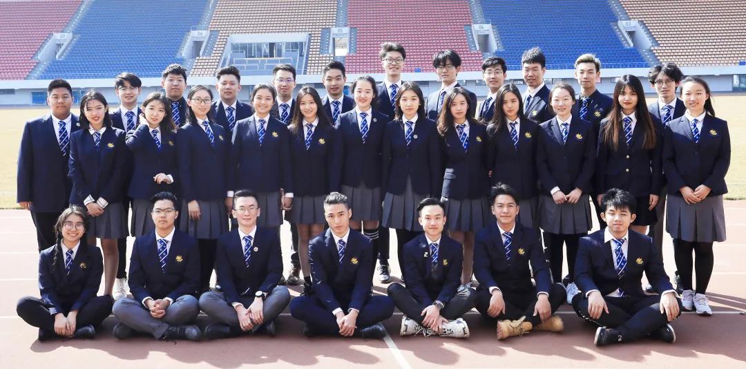 青島博格思加州學校