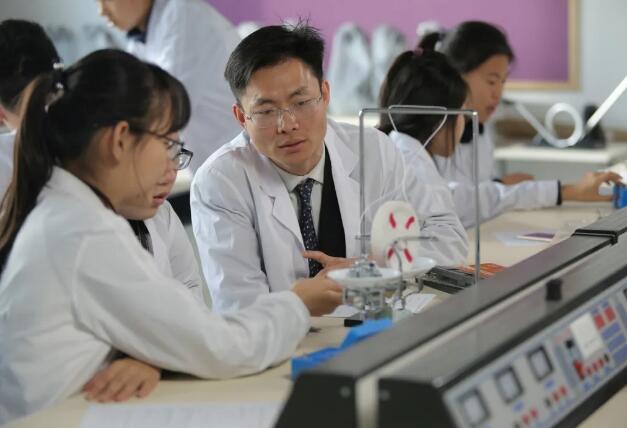 北京四中國際課程佳蓮校區