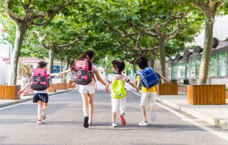 非京籍在北京上學(xué)