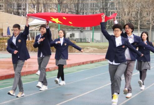 力邁中美國際學校返校日