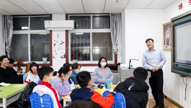 北京東方紅學校