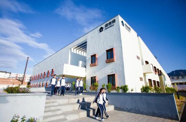 北京四中國(guó)際課程佳蓮校區(qū)