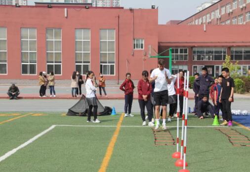 力邁中美國際學校