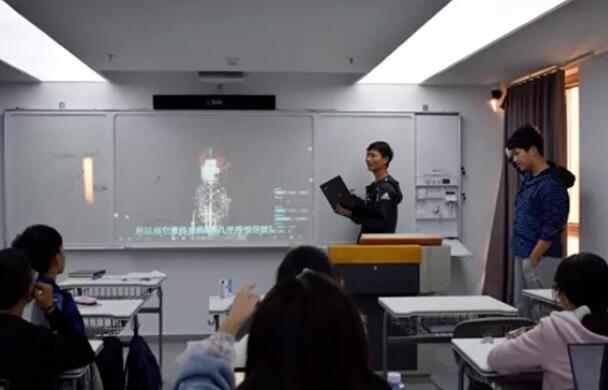 拔萃橘郡OCAHS課程學部國際學校