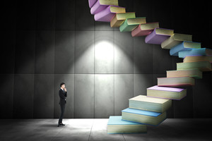 在職研究生開班具體是在幾月份