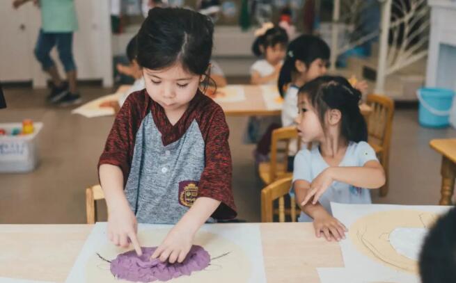 北京明誠外國語學校