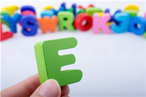 在職研究生下來大概需要多少費(fèi)用