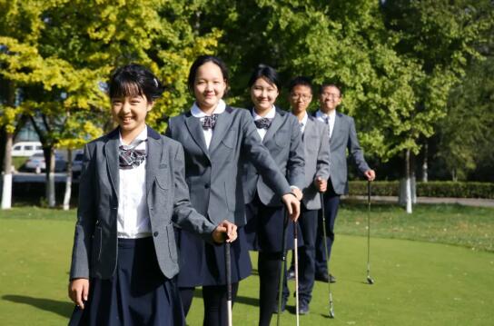 青苗國際雙語學校