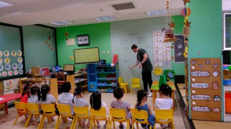 ͨ݅^(q)˽ˌW(xu)У׃@n