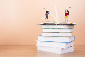 不需要工作經(jīng)驗(yàn)的在職研究生有哪些