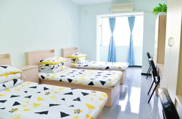 北京新府學外國語學校