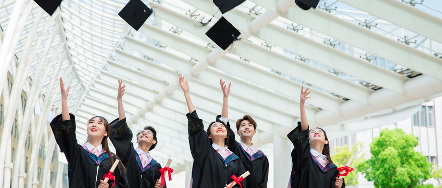 男生播音與主持專業(yè)就業(yè)前景好嗎?