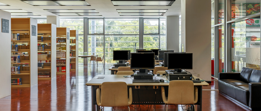 高考落榜生在陜西上大學(xué)需要多少錢?