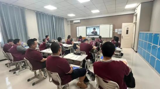 光大學校國際部高中