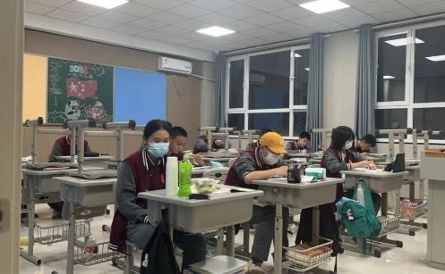 光大學校國際部高中