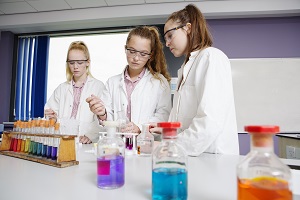 北京市朝陽區北外同文外國語學校加拿大高中