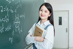 中育貝拉國際高中招生班型與入學(xué)條件