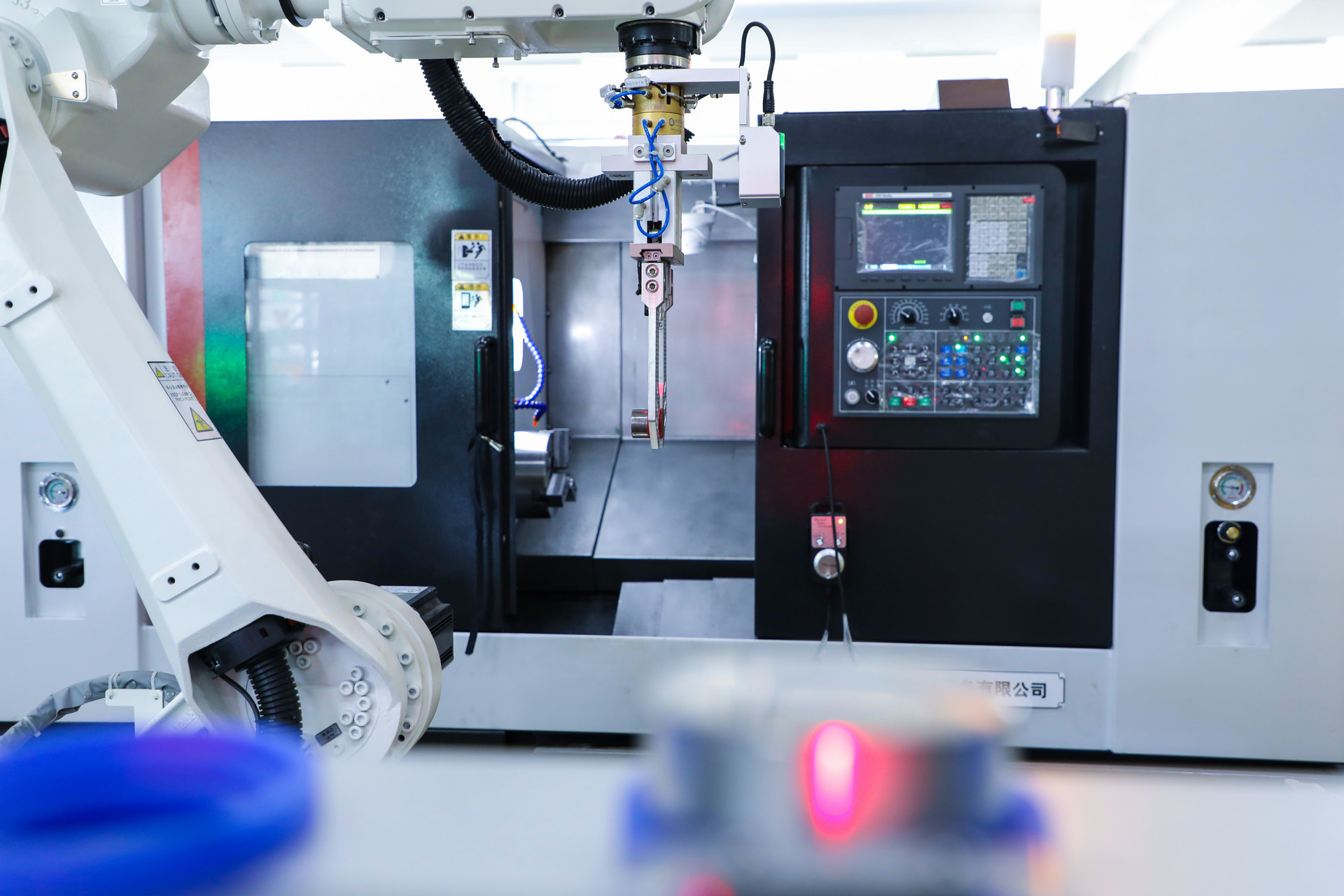 學工業機器人技術專業畢業月薪能有多少?