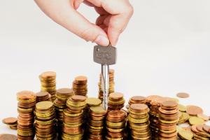 互聯(lián)網(wǎng)金融專(zhuān)業(yè)大專(zhuān)畢業(yè)工資高嗎?