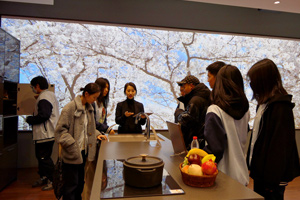 北京市實驗外國語學校開展社會實踐活動：行路天下，走進科技文明發(fā)展