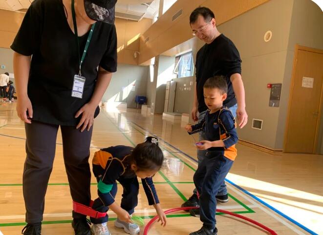 耀華國際教育學校北京亦莊校區幼兒園課堂12