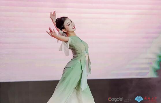 成都七中國際部文藝匯演圖6