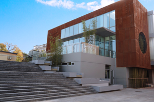 北京市君誼中學(xué) 北京市君誼中學(xué)