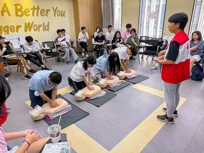 北京中加學校優秀畢業生