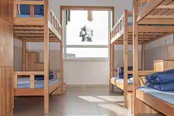 益田翰德學校高中部可以寄宿嗎？家庭住址距離學校遠怎么辦？