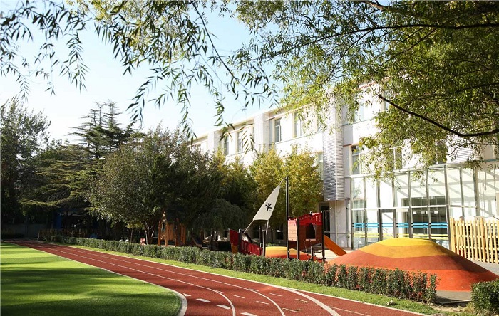 10.2-安貞校區操場.jpg