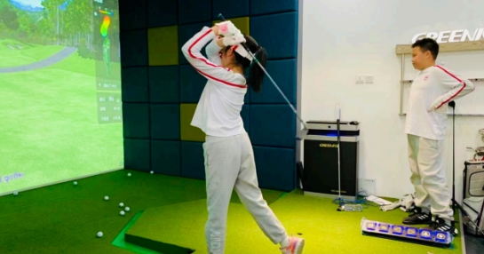 愛迪高爾夫課程