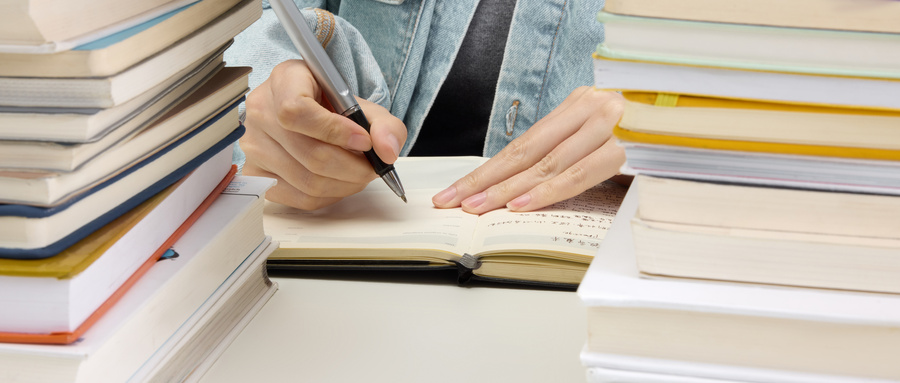 山東數(shù)字媒體藝術(shù)設(shè)計(jì)專業(yè)可以報(bào)考的學(xué)校有哪些?