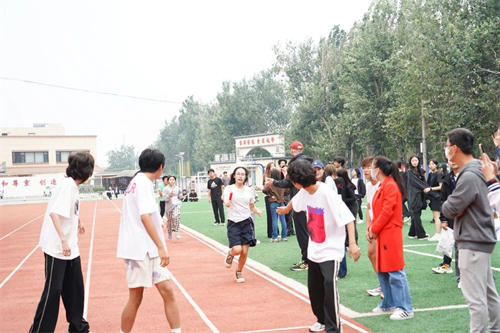 北京東方紅學校明德學院運動會