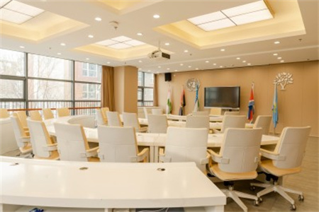 北京市新英才學校