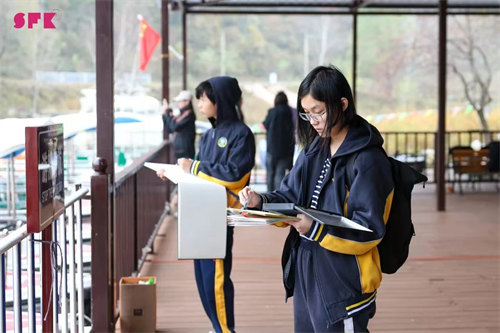 新東方斯芬克國際藝術(shù)高中牛津大學錄取