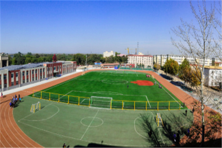 北京中加學(xué)校